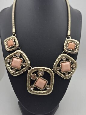 Vintage Style Peach Coral Geometric Bib Statement Necklace Gold Tone